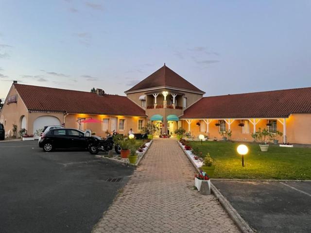 Hotel Saint Odilon Клюні Екстер'єр фото