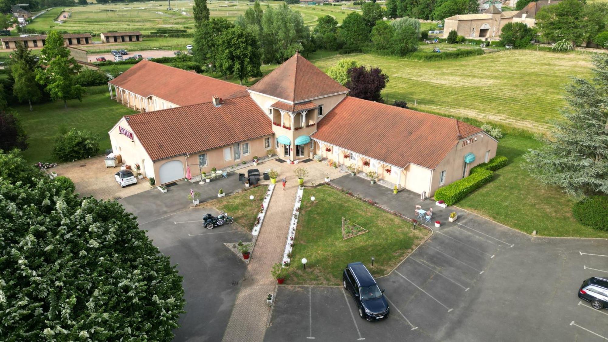 Hotel Saint Odilon Клюні Екстер'єр фото